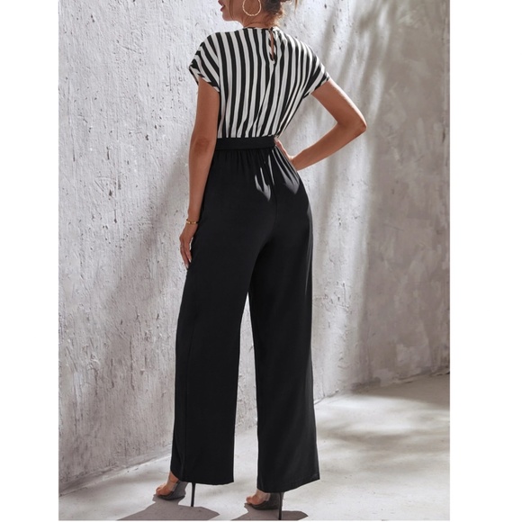 Striped Top V-Neck Surplice Short Sleeve White Black Wide Leg Jumpsuit - Picture 11 of 14